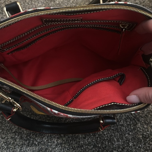 Mickey Mania Dooney & Bourke Satchel - Picture 4 of 4